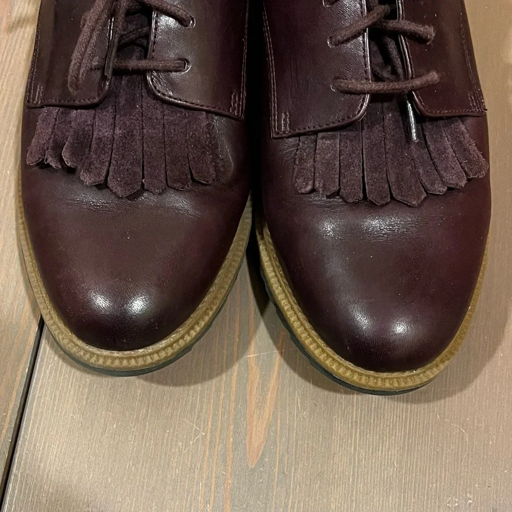 Clarks Somerset Oxfords Griffin Mabel Lace Up Kiltie Womens 9.5 Leather Oxblood